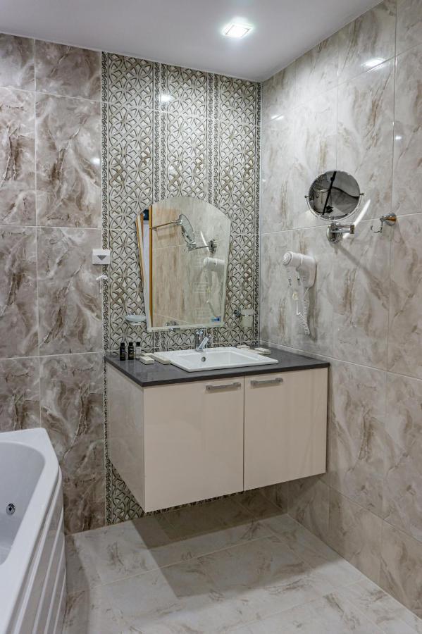 Хотел Ариел / Hotel Ariel Mizara Eksteriør billede