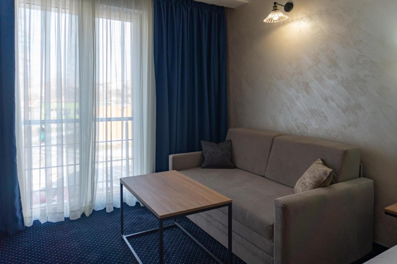 Хотел Ариел / Hotel Ariel Mizara Eksteriør billede